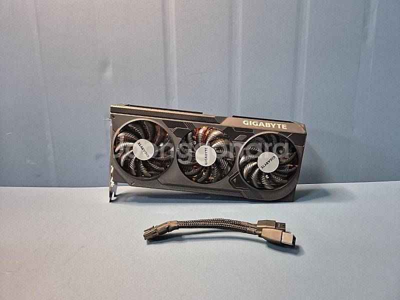 [판매] RTX4070 TI SUPER 아수스 기가바이...--0