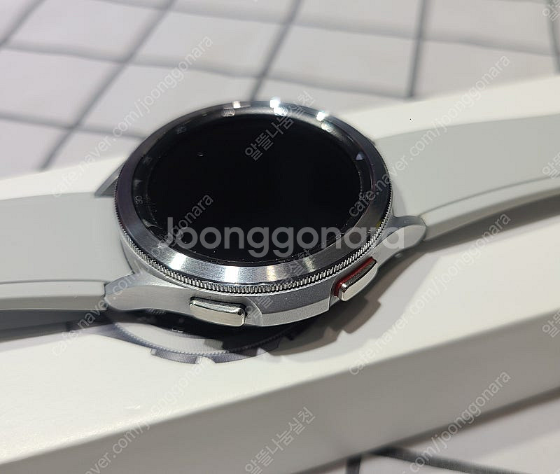 갤럭시워치4 클래식 실버, 46mm, GPS, 풀박스,--1