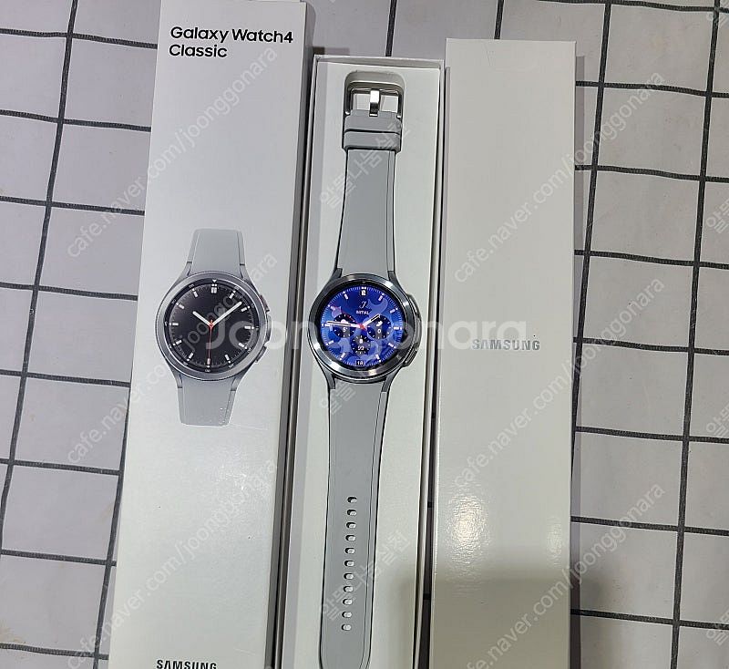 갤럭시워치4 클래식 실버, 46mm, GPS, 풀박스,--2