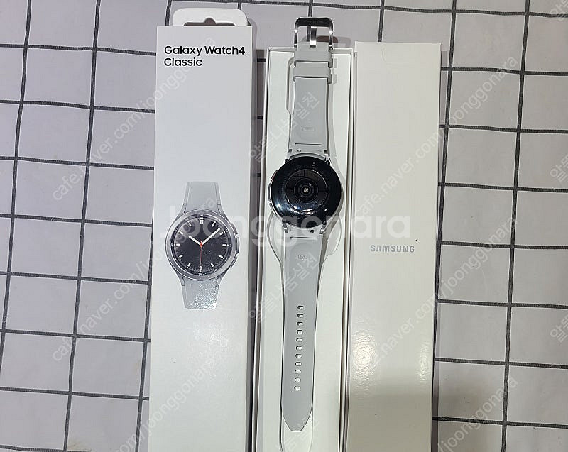 갤럭시워치4 클래식 실버, 46mm, GPS, 풀박스,--4
