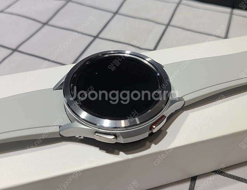 갤럭시워치4 클래식 실버, 46mm, GPS, 풀박스,--5