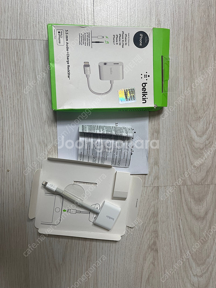 벨킨 3.5mm 오디오 젠더 충전기--0