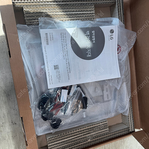 EZ SLIM WALL MOUNT OLW480A 벽걸이 브라켓 마운트 새제품 판매합니다