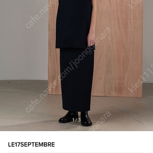 (새상품) LE17SEPTEMBER 르917 LONG BACK SLIT SKIRT 스커트 (NAVY) 38사이즈