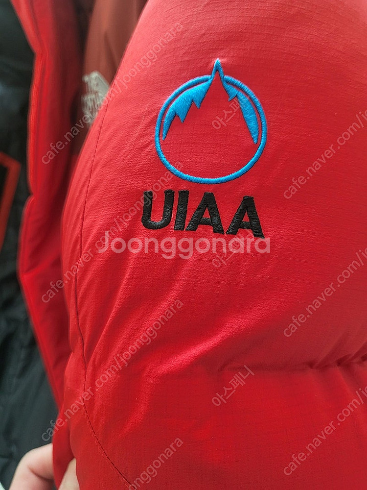 노스페이스 히말라야3 UIAA 패딩 90사이즈 새제품 ...--4