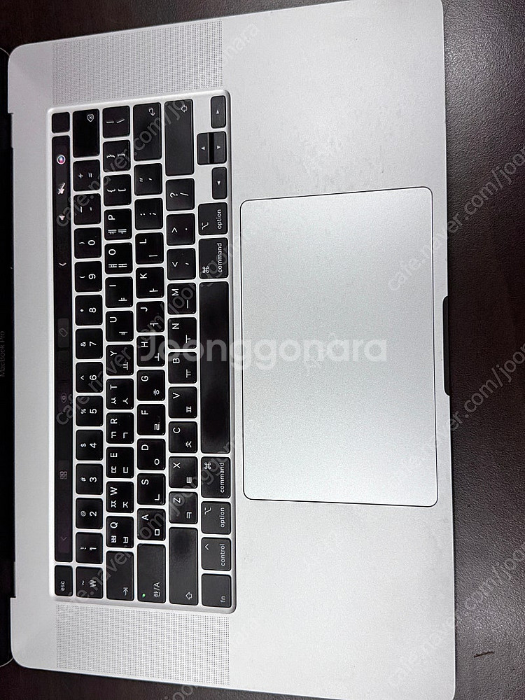 맥북 2019년 16인치 1TB 16GB--3