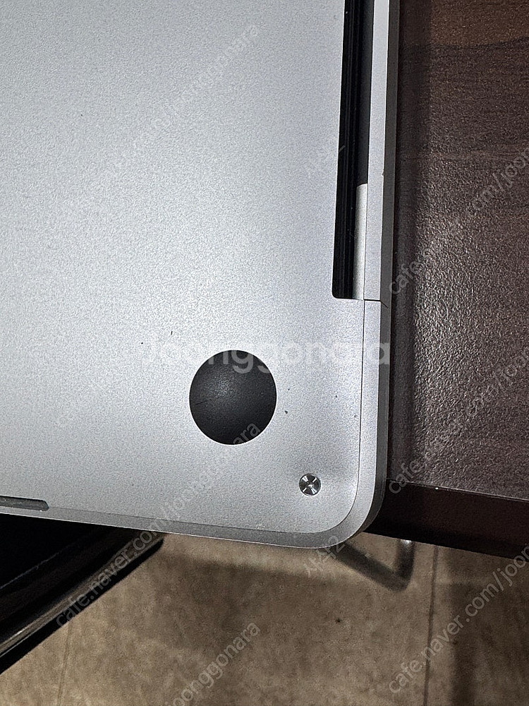 맥북 2019년 16인치 1TB 16GB--5