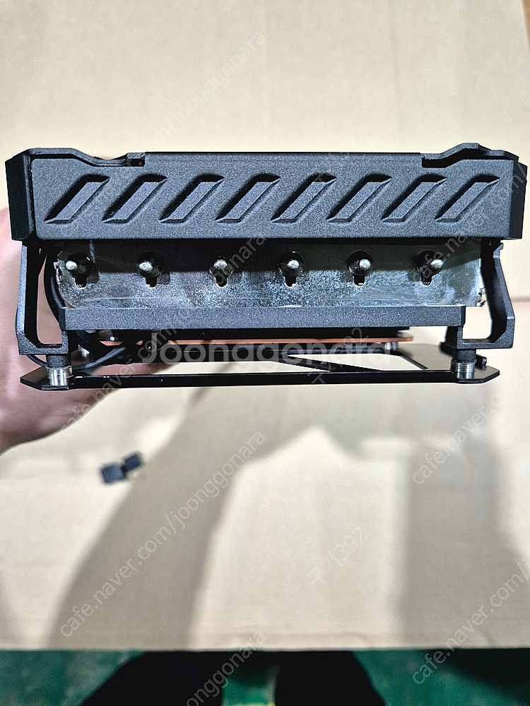 ASUS TUF Gaming RX 6900 XT--5