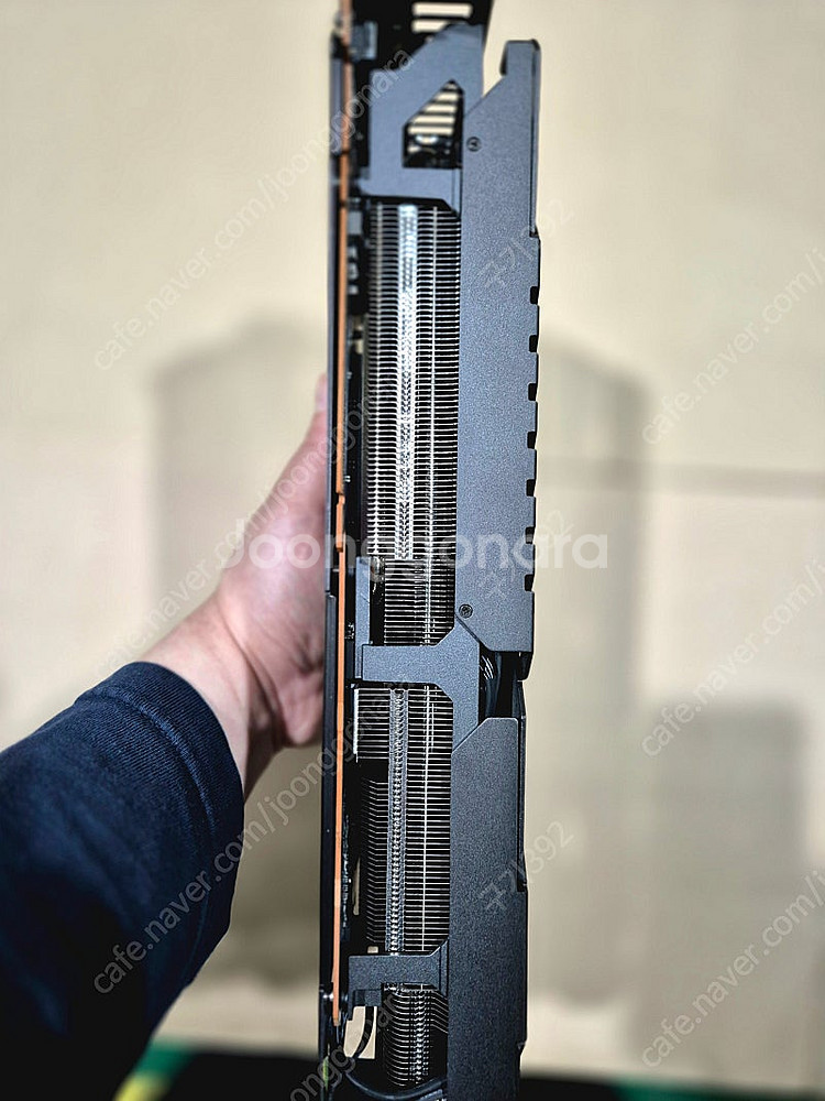 ASUS TUF Gaming RX 6900 XT--6
