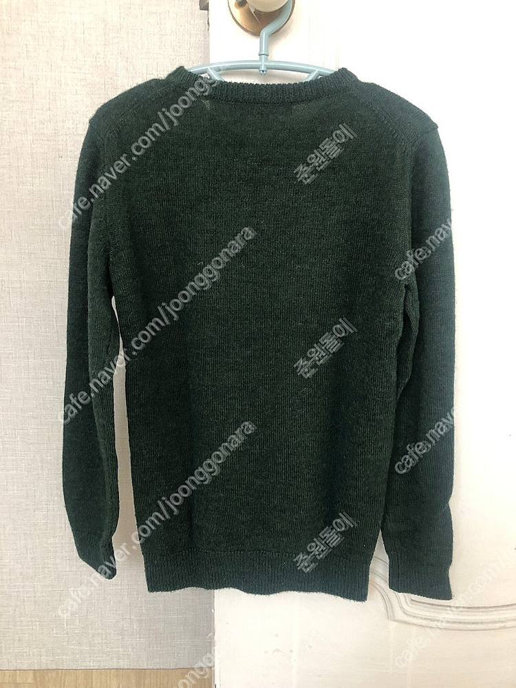 더니트컴퍼니 알파카 고래니트 S사이즈 팝니다. 이미지