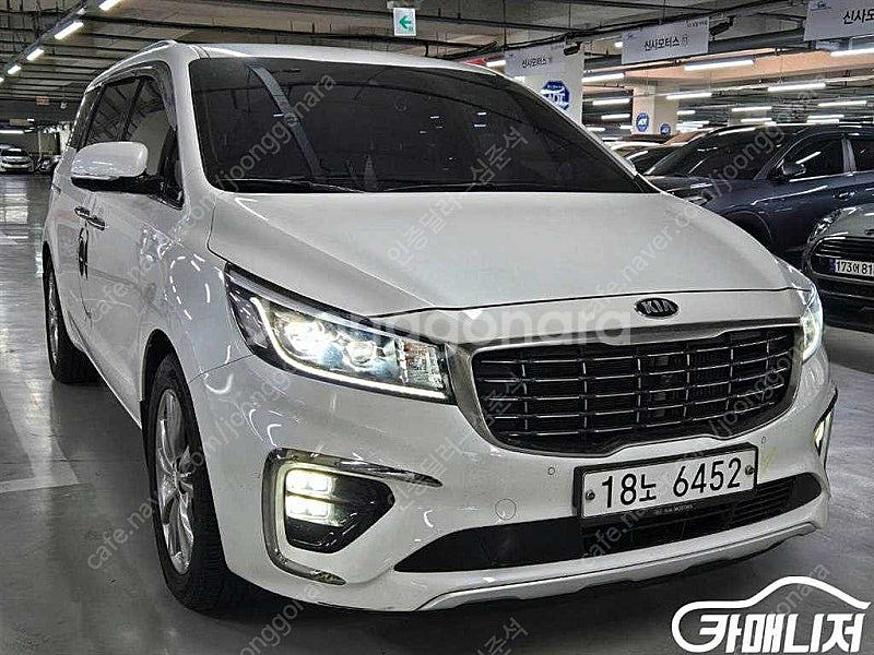 [기아]더 뉴 카니발 디젤 7인승 리무진 VIP 중고차...--2