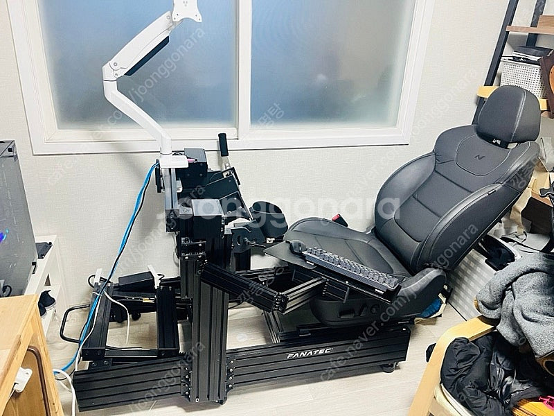 레이싱휠 프로파일 거치대+실차 전동시트 팝니다. (x-bold, 벨로스터N)--4