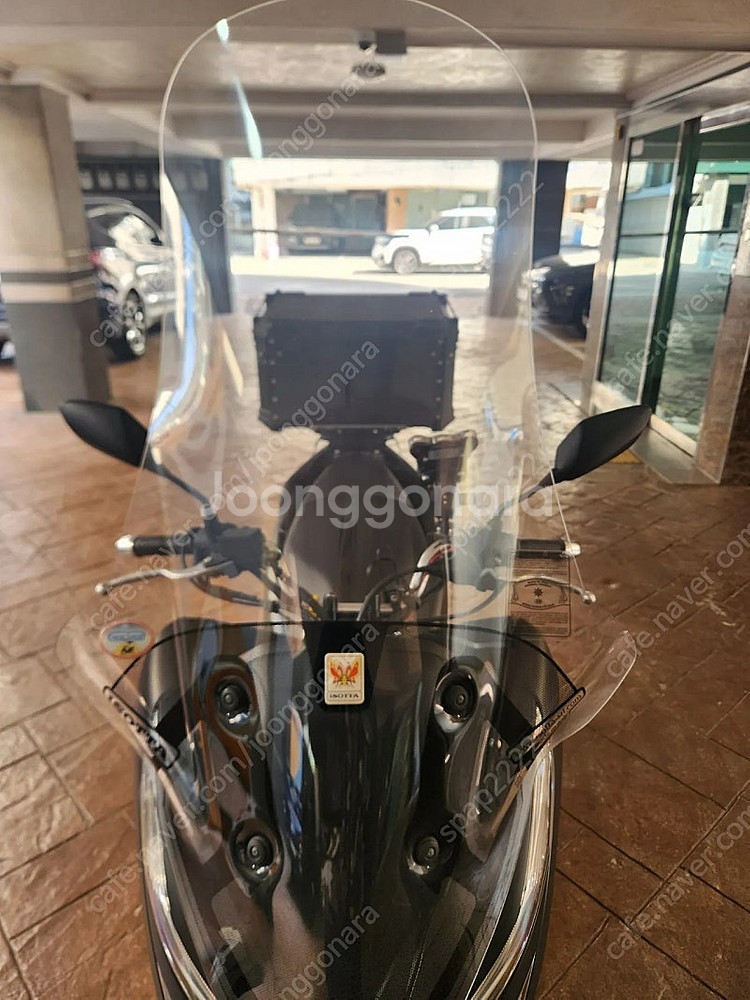 20년식 pcx 10500키로 팝니다--3