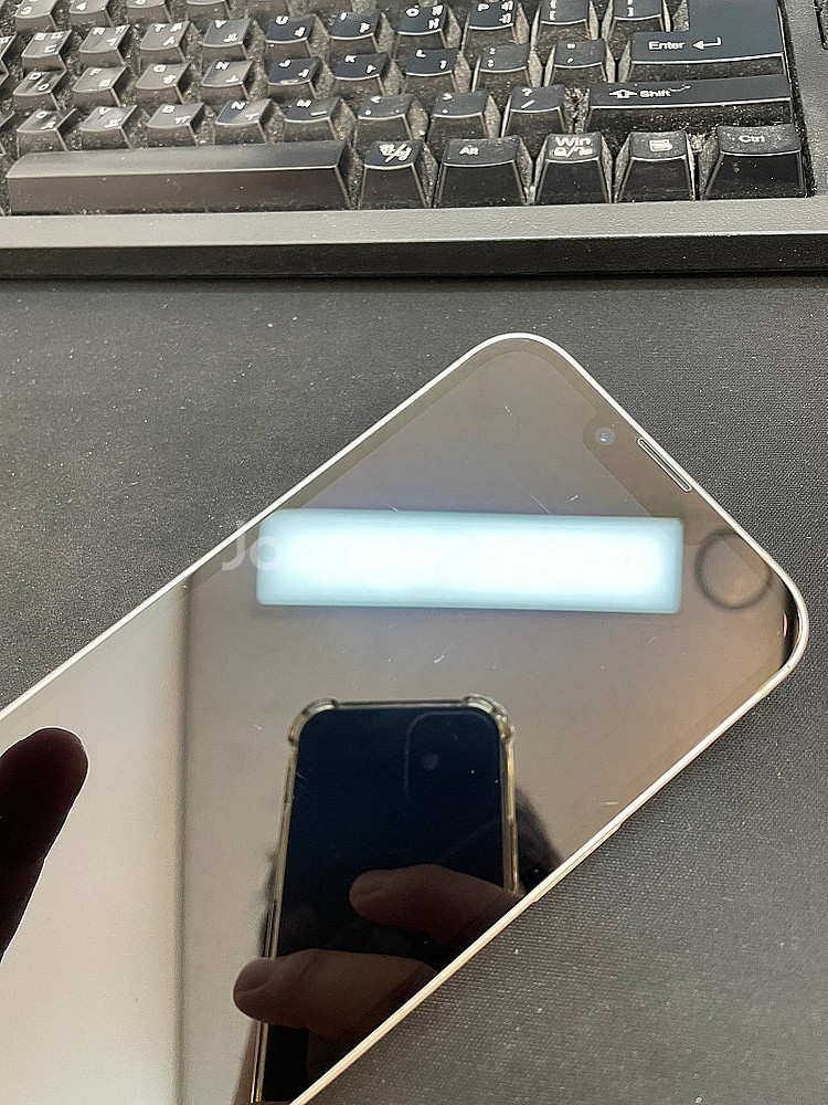 아이폰14 화이트 128GB 상태좋은 중고45만팝니다.--3