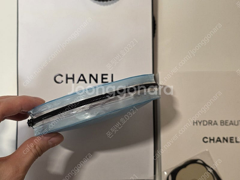 샤넬 정품 하이드라뷰티 파우치 (샤넬 오너먼트+ 쇼핑백...--1
