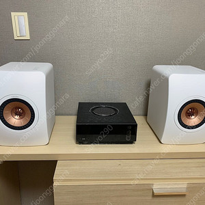 KEF LS50 META 화이트