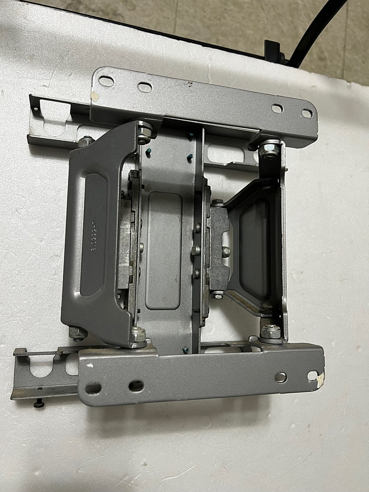 엘지 티비 벽걸이 브라켓 LSW230A LG TV 베사 200*200 42인치 ~55인치 이미지