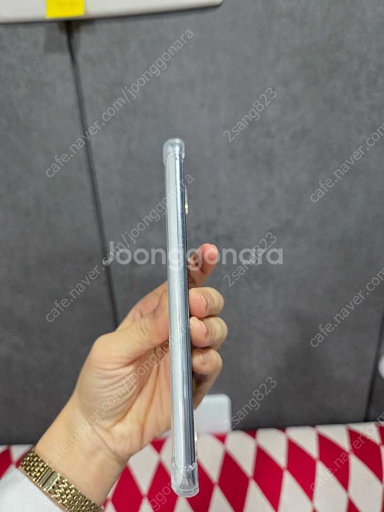 갤럭시 s20 팝니다 액정 배터리 교체--1