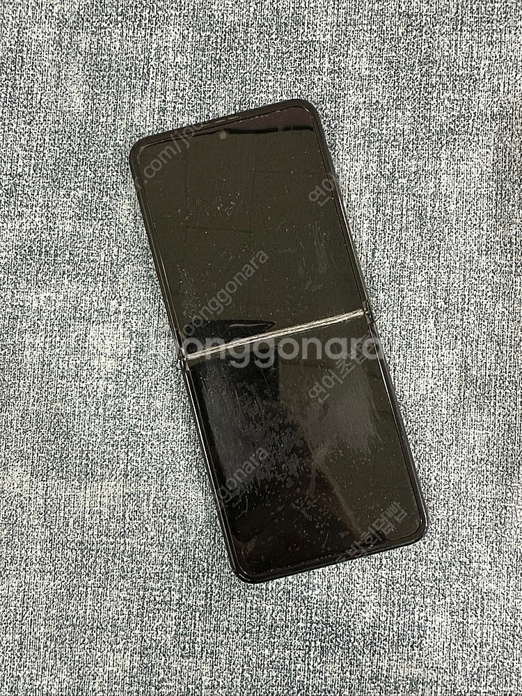갤럭시Z플립3 256G 블랙 게임용 서브용 단말기 7만...--4