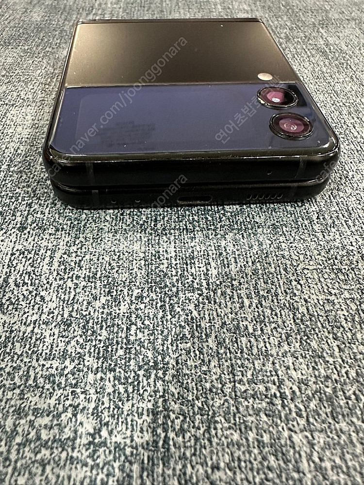 갤럭시Z플립3 256G 블랙 게임용 서브용 단말기 7만...--8