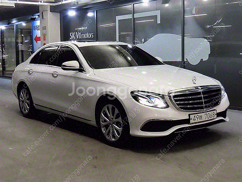 벤츠 E-클래스 W213 E220d 익스클루시브 중고차...--0