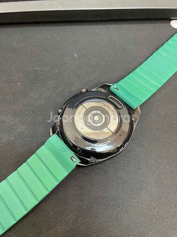 갤럭시워치3 블랙 45mm 상태좋은 중고5만 팝니다.--3