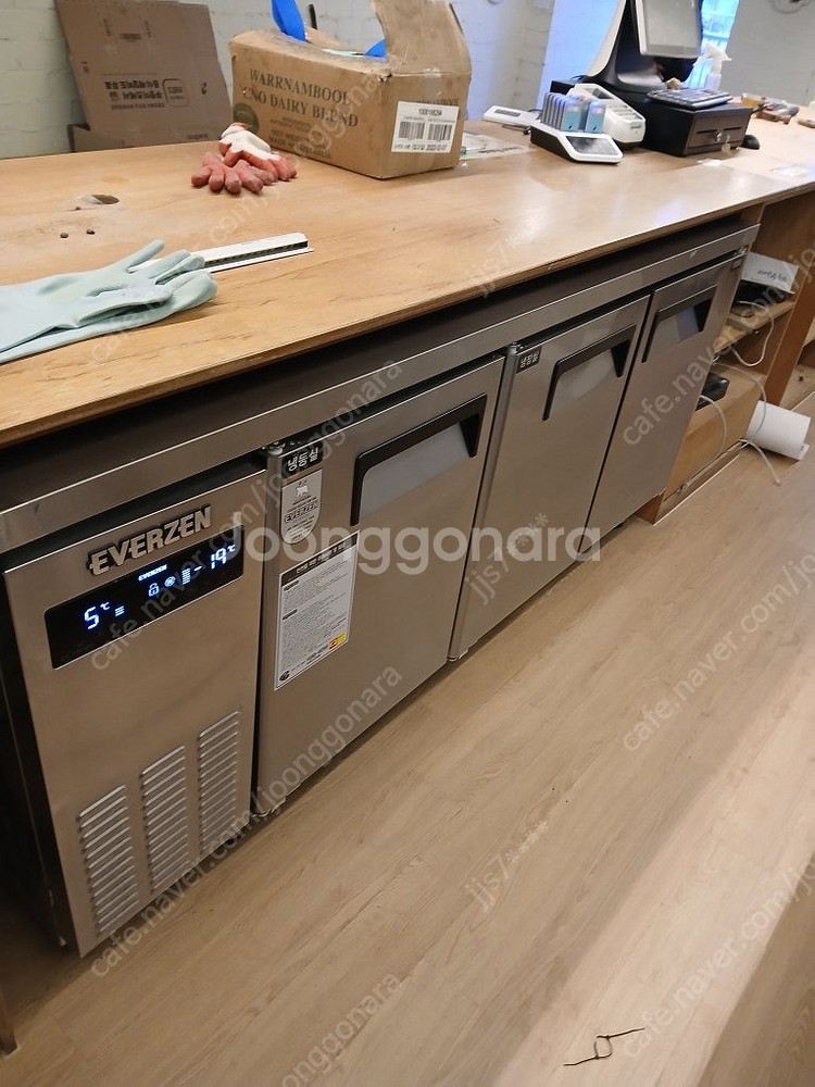 에버젠 테이블냉장고 3대 (간냉식)--1