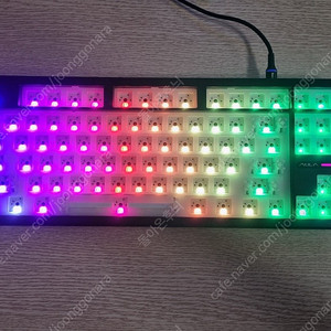청주 독거미 AULA F87Pro 유선 베어본 키캡 팝니다