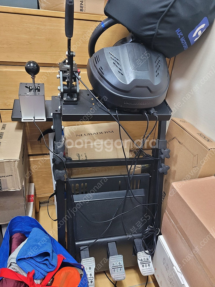 트러스트마스터 T300 RS 풀셋트 60만원 판매합니다--0