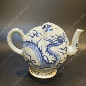 고대 문방용품 - 청화백자 복숭아 용(龍) 문양 연적