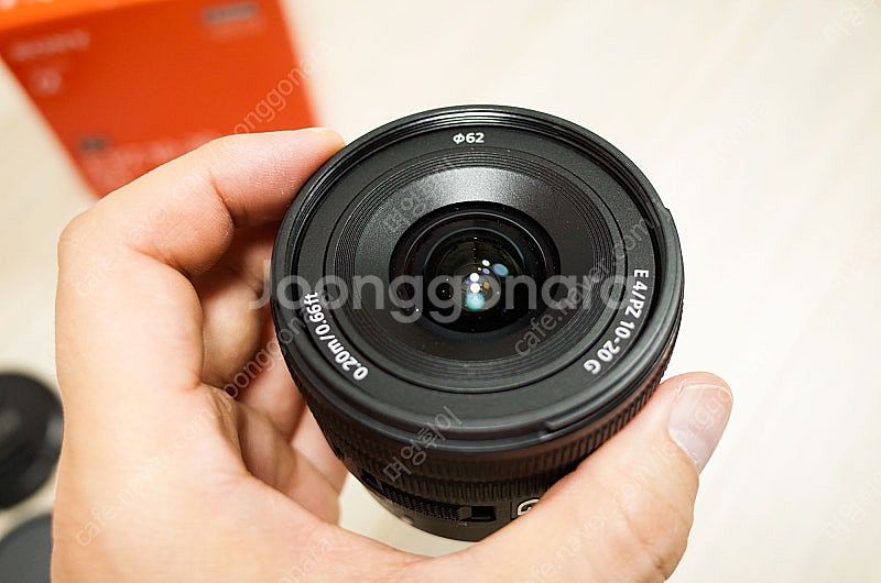 소니 E PZ 10-20mm F4 G 판매합니다--2