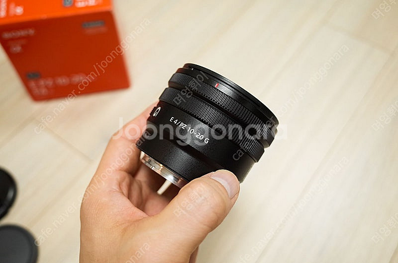 소니 E PZ 10-20mm F4 G 판매합니다--3