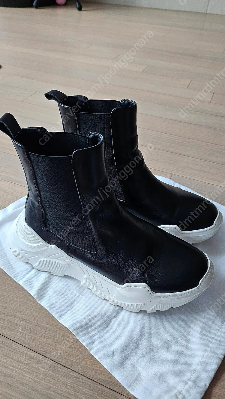 강자매 첼시워커스니커즈 235사이즈--7