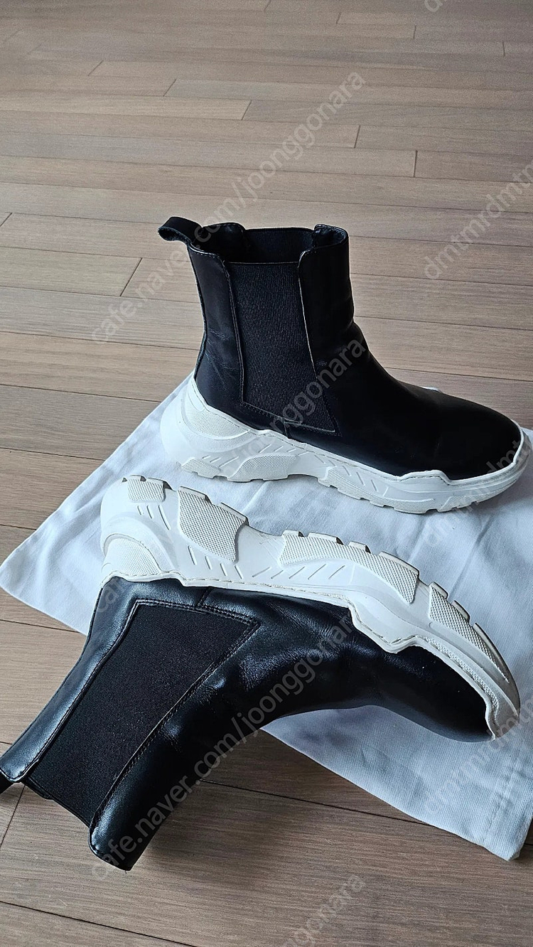 강자매 첼시워커스니커즈 235사이즈--8