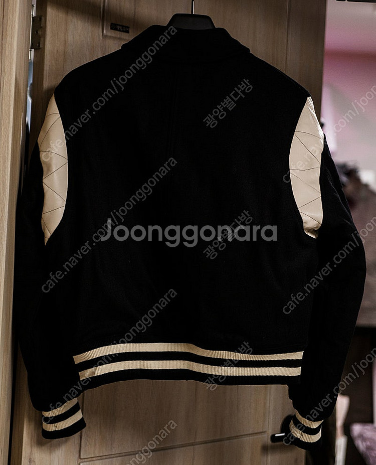 벌스데이수트 스타디움 바시티 재킷--5