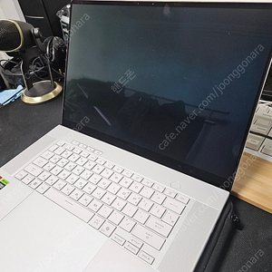 2024 Asus 제피러스 G16(hx370 4070) 중고 팔아요