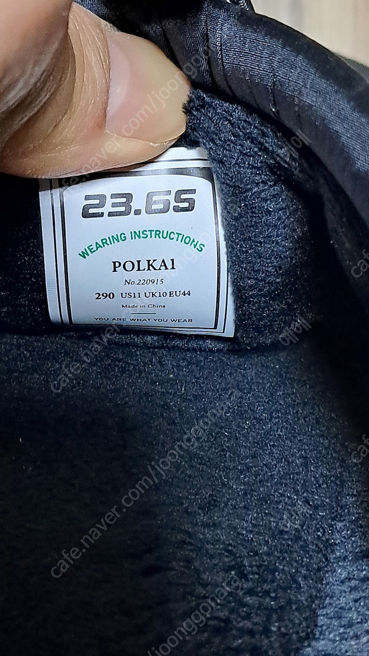 23.65 폴카 패딩 슬리퍼 290 2만원--2