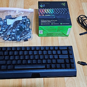 Razer BlackWidow V3 Mini Hyperspeed , Razer Phantom Keycap 키보드 판매합니다