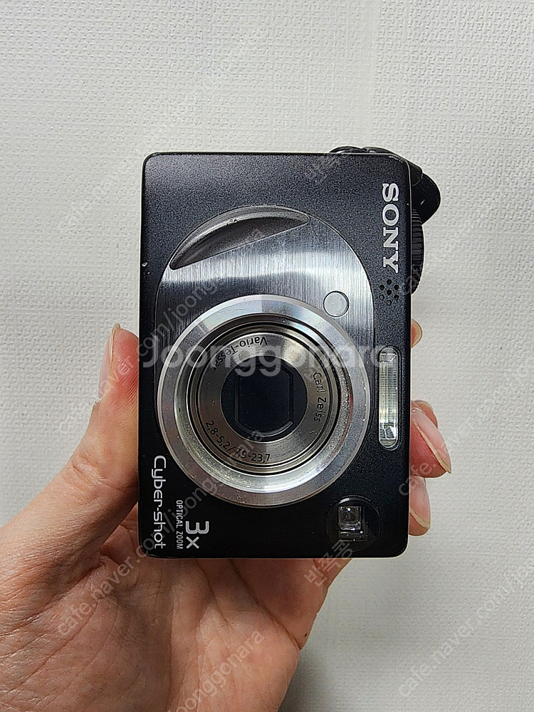 레트로 소니 Cyber-shot DSC-W12 판매합니다. 생산 20년 지남. 정상작동 8만원 택포--2