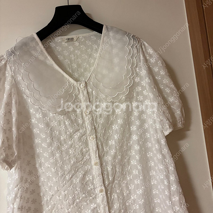 제이피크 레이스 오간자 빅카라 프릴 벌룬 퍼프 블라우스...--1