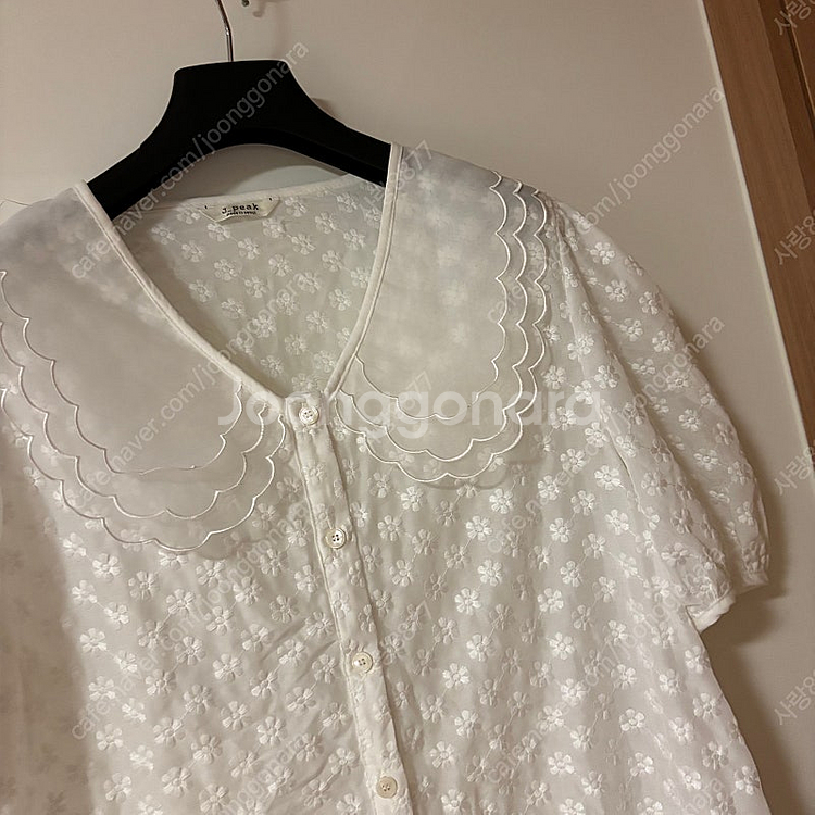 제이피크 레이스 오간자 빅카라 프릴 벌룬 퍼프 블라우스...--2