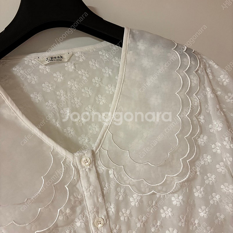 제이피크 레이스 오간자 빅카라 프릴 벌룬 퍼프 블라우스...--3