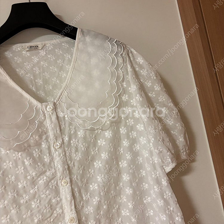 제이피크 레이스 오간자 빅카라 프릴 벌룬 퍼프 블라우스...--4