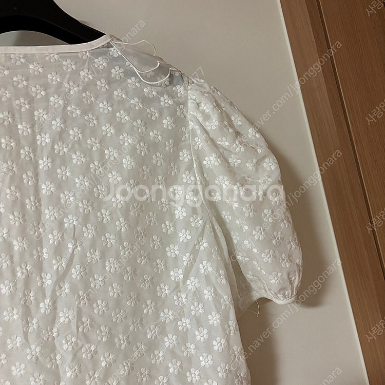 제이피크 레이스 오간자 빅카라 프릴 벌룬 퍼프 블라우스...--9