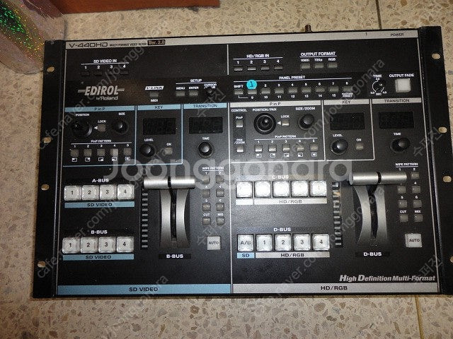 롤랜드 V-440HD 스위처와, ﻿﻿VC-200HD 컨...--0