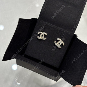 샤넬 기본CC 귀걸이 ABE100 골드 미개봉 새상품