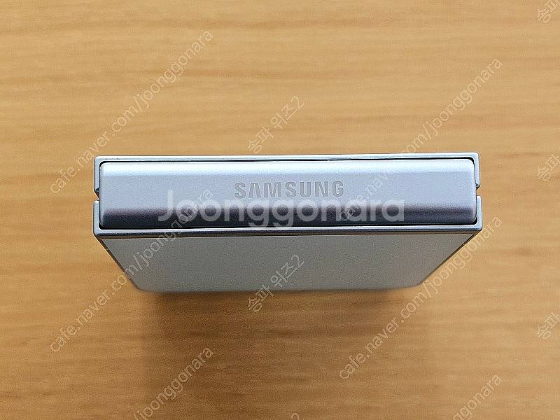 <서울 송파> 삼성 갤럭시 Z플립6 256기가 민트 센...--2