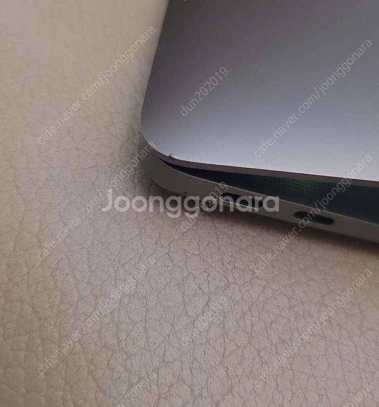 맥북에어 m1 8G SSD256 54만--3