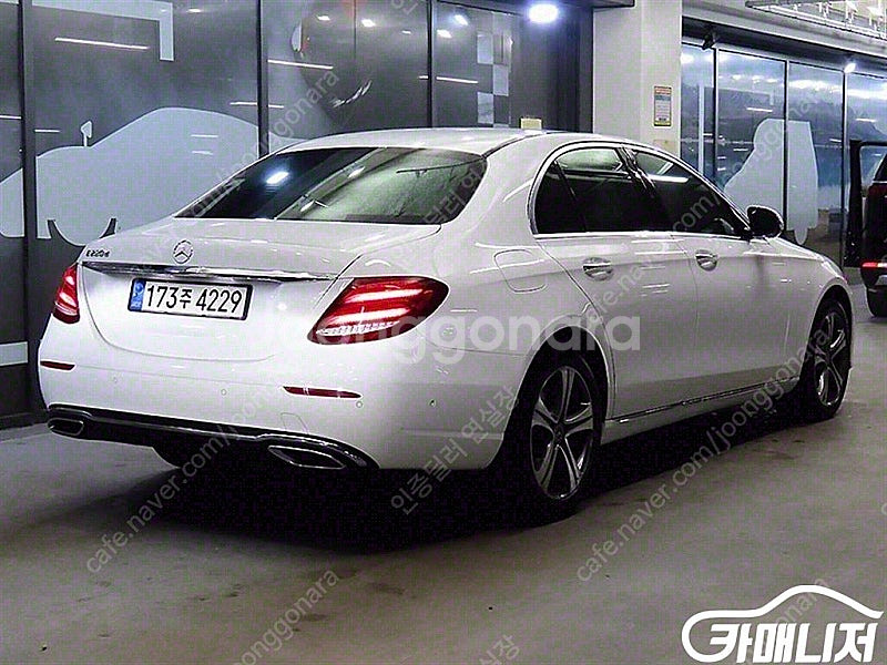 [벤츠]E-클래스 W213 E220d 아방가르드 (5인...--4