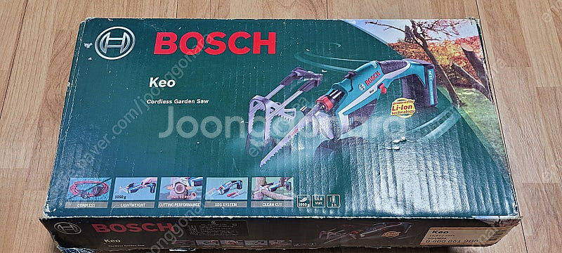 보쉬 10.8V Keo 정원용 컷소 판매합니다. - 8...--0